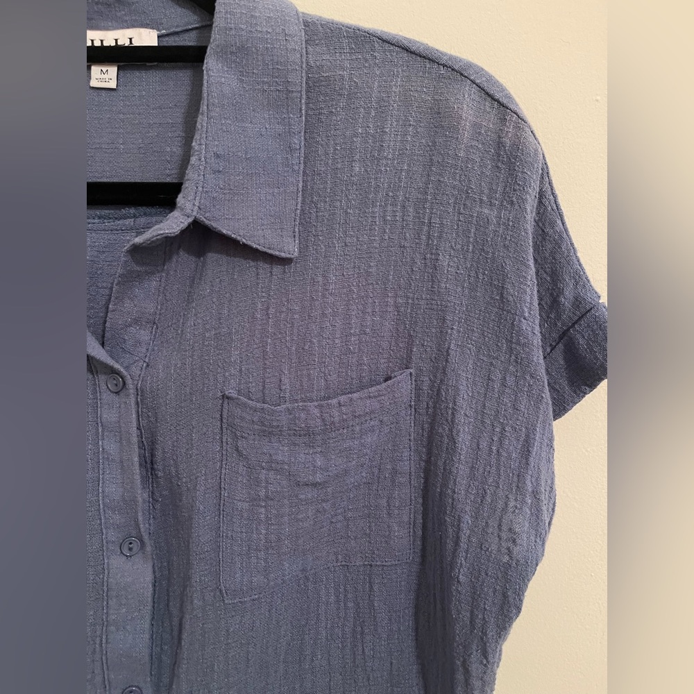 Gilli Button Down Blouse, Size M - image 3